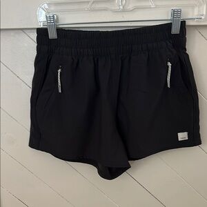 Black Women's Vuori Dash Running Shorts SZ Small VW367